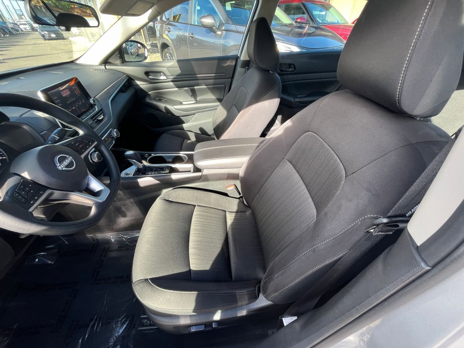 Used 2024 Nissan Altima 2.5 SV image 27