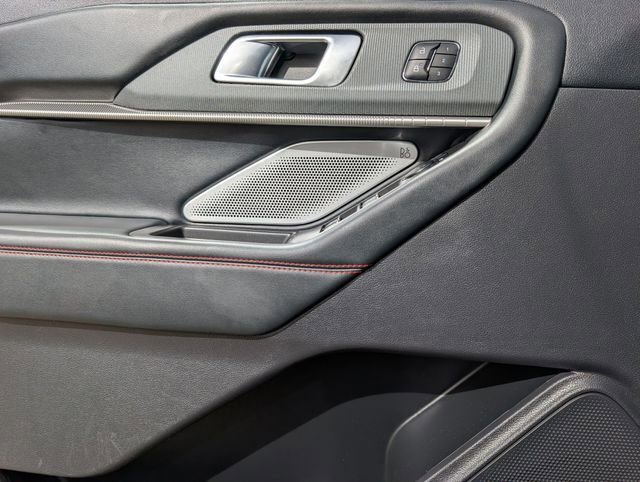 Used 2025 Ford Explorer ST image 13