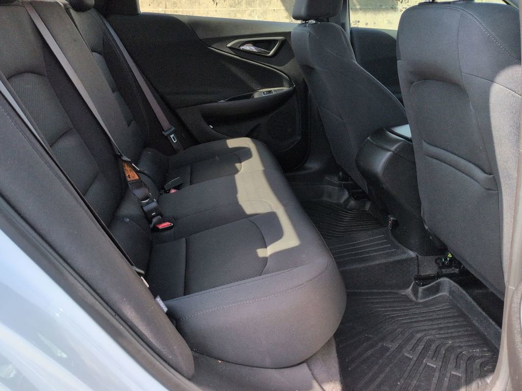 Used 2024 Chevrolet Malibu RS FWD image 22