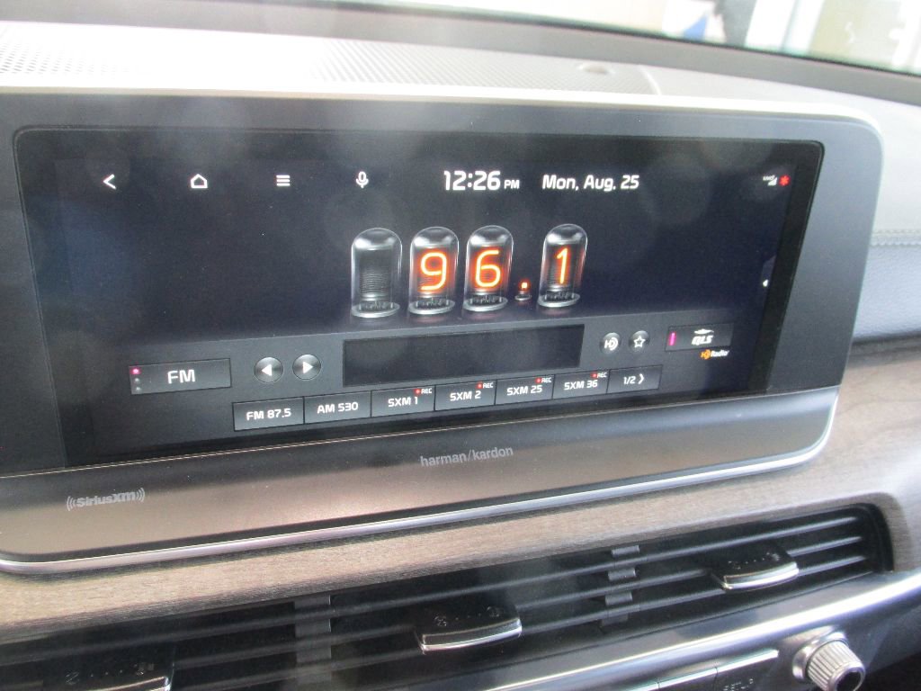 Used 2022 Kia Telluride SX w/ SX Prestige Package image 22