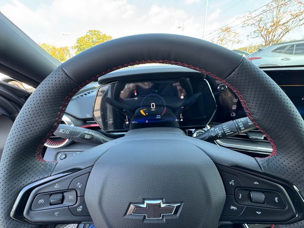 New 2026 Chevrolet Trax RS w/ Sunroof Package image 31