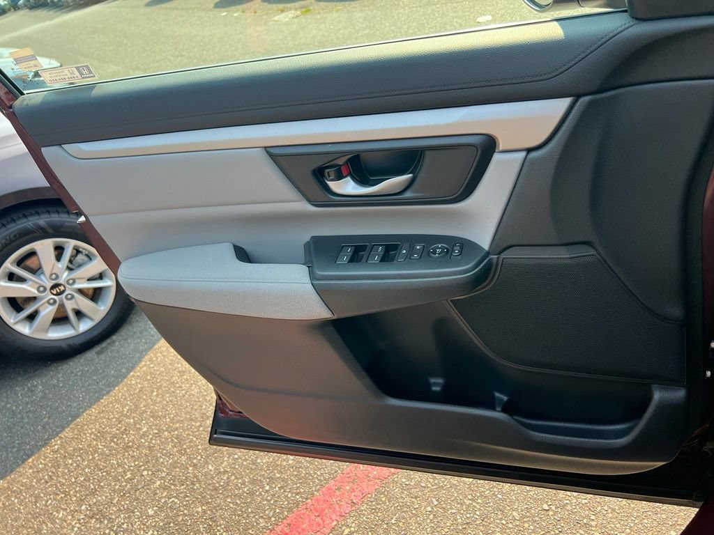 Used 2018 Honda CR-V LX image 19