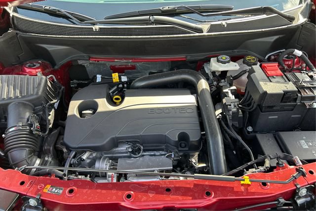 Used 2025 Chevrolet Equinox ACTIV w/ Safety and Technology Package AWD/4WD image 11