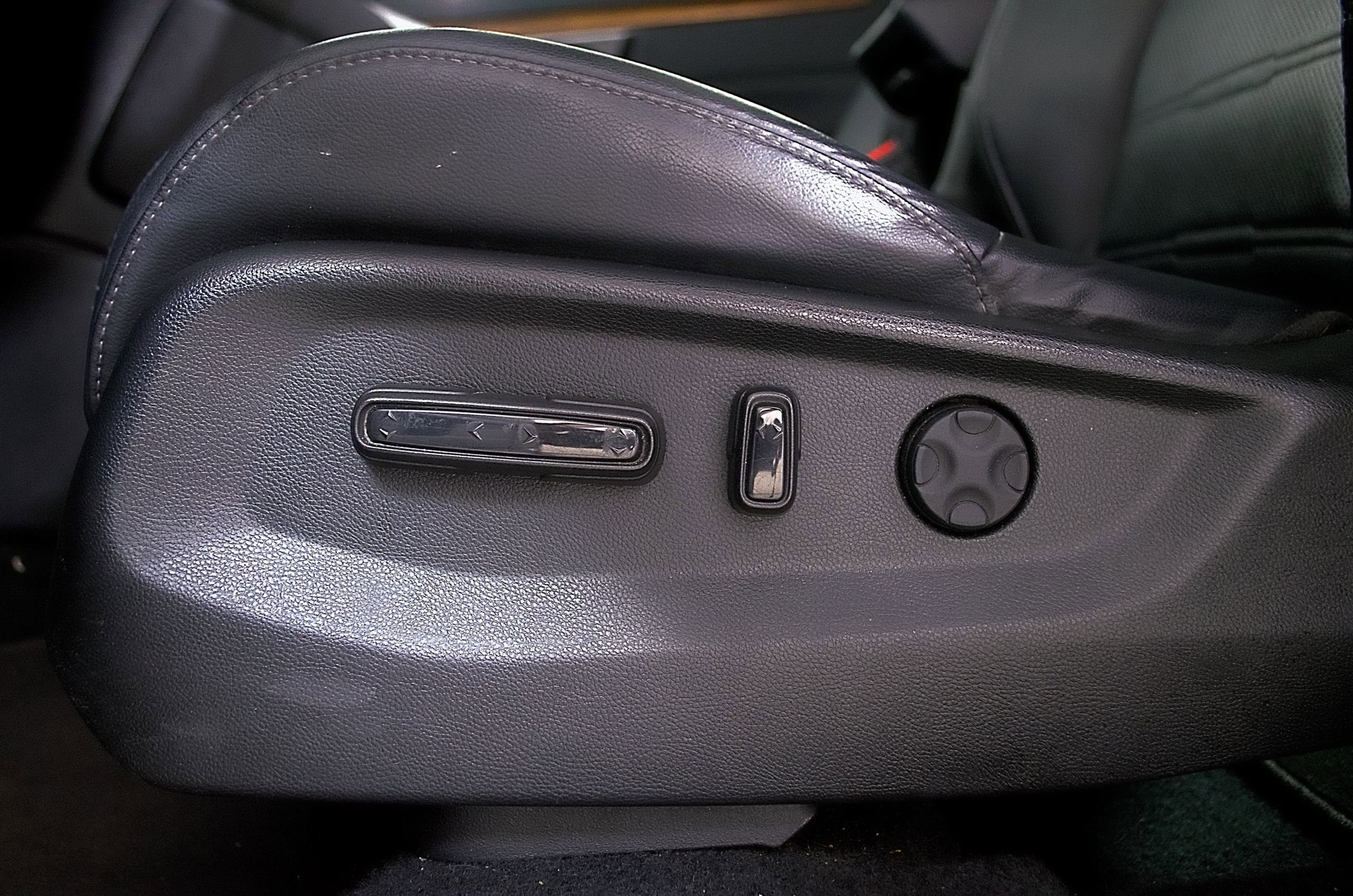 Used 2021 Honda CR-V EX-L image 17