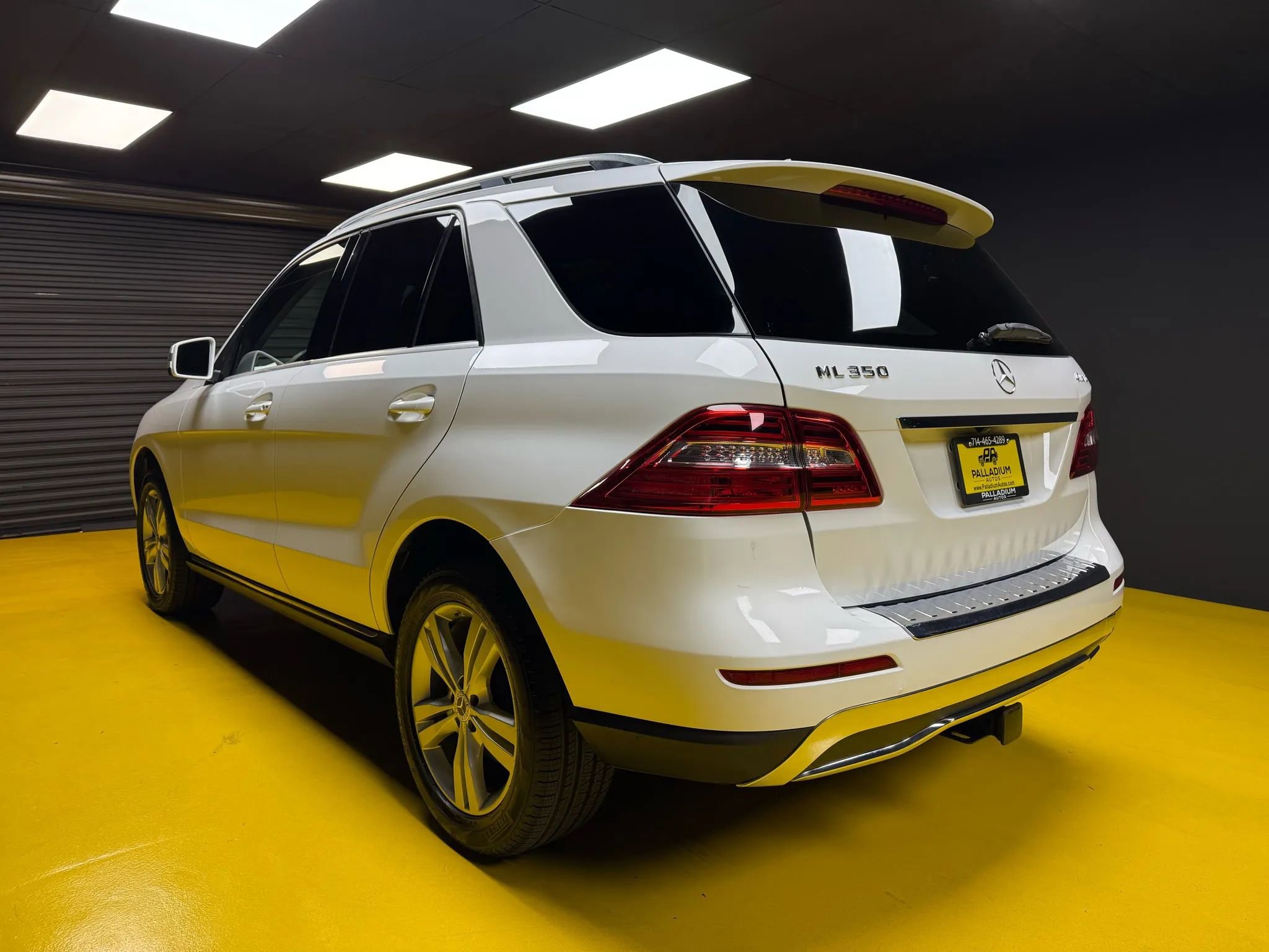 Used 2015 Mercedes-Benz ML 350 4MATIC w/ Premium 1 Package image 9
