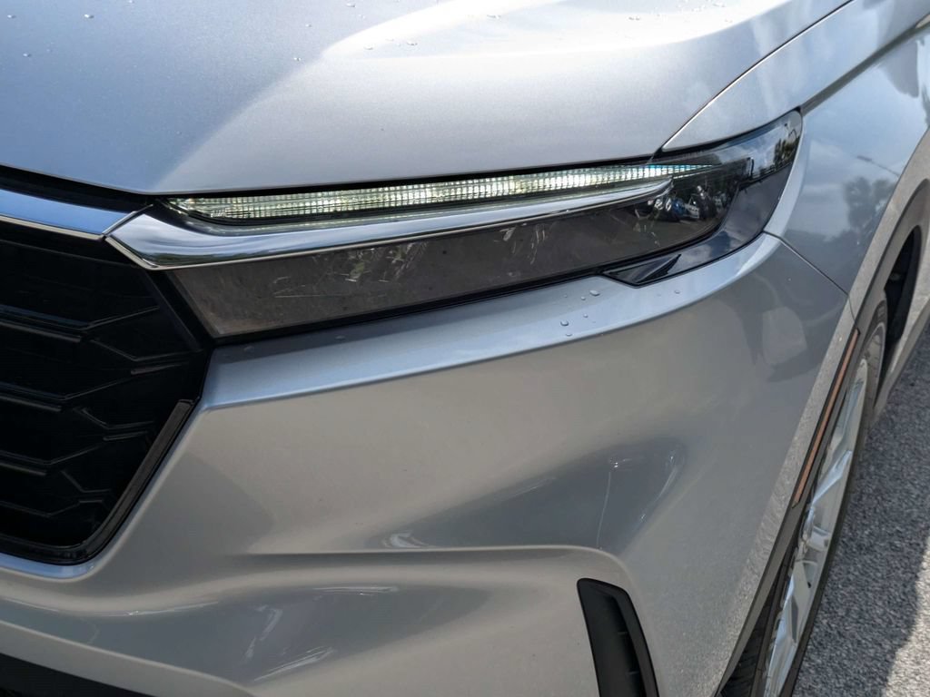 Used 2025 Honda CR-V EX-L image 10