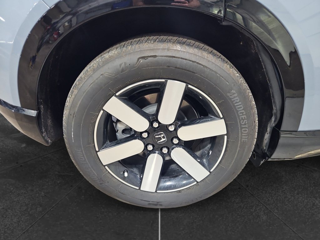 Used 2024 Honda Prologue Touring image 35