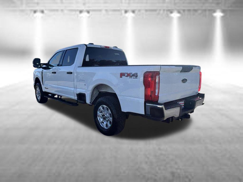 Certified 2023 Ford F250 XLT w/ FX4 Off-Road Package AWD/4WD image 7
