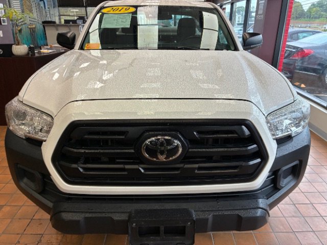 Used 2019 Toyota Tacoma SR RWD image 4
