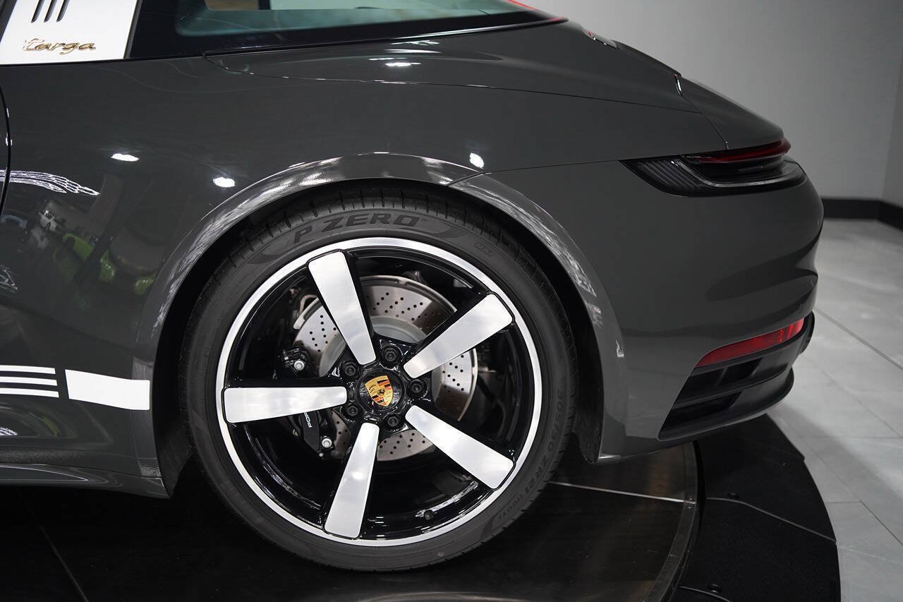 Used 2021 Porsche 911 Targa 4S Heritage Design AWD/4WD image 22