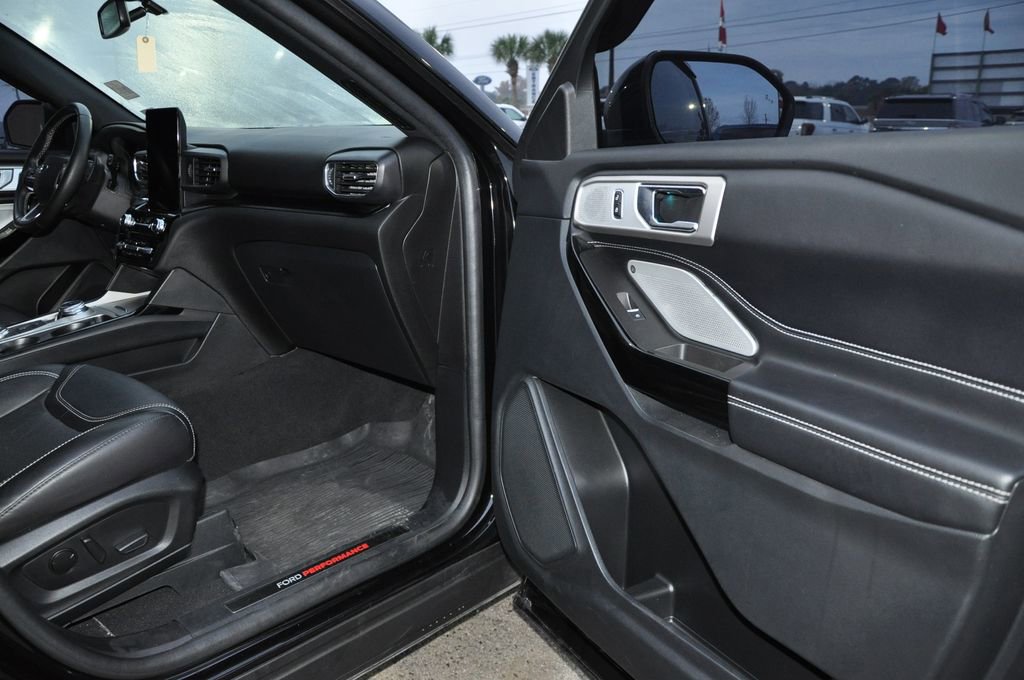 Used 2023 Ford Explorer ST w/ Equipment Group 401A image 17