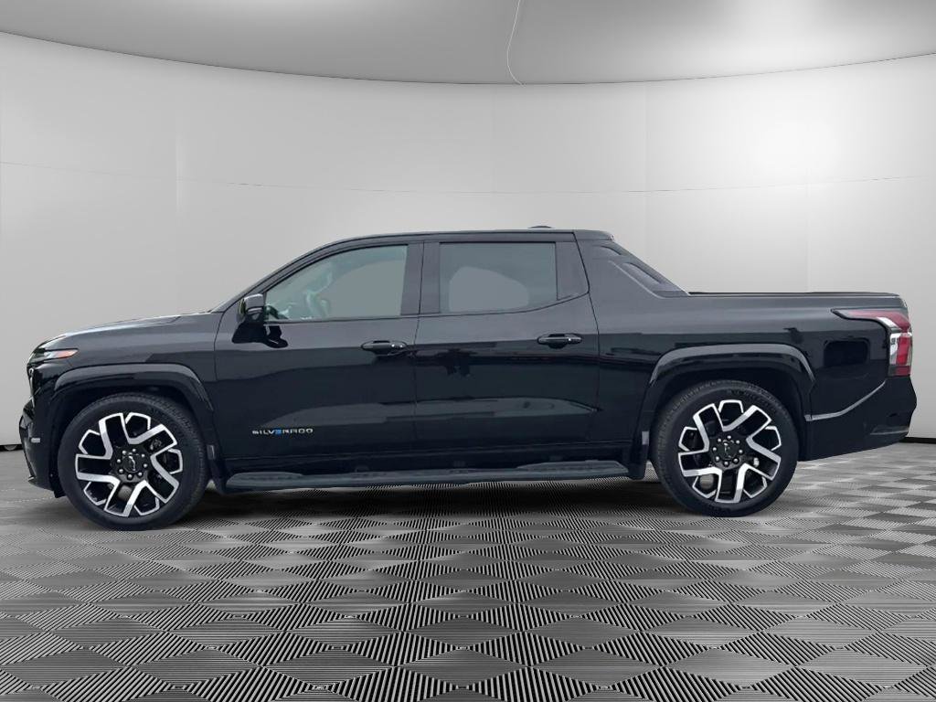 Certified 2024 Chevrolet Silverado EV RST image 5