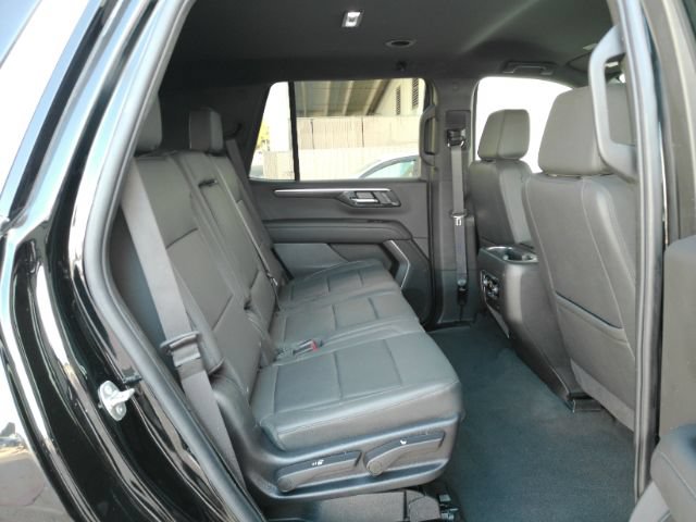 Used 2026 Chevrolet Tahoe LT RWD image 26