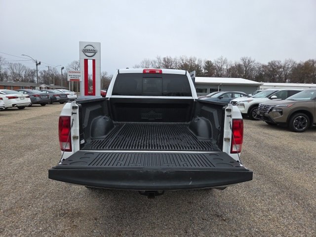 Used 2016 RAM 1500 Classic SLT image 5