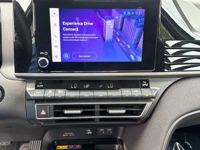 Used 2025 Toyota Camry LE w/ Convenience Package FWD image 29