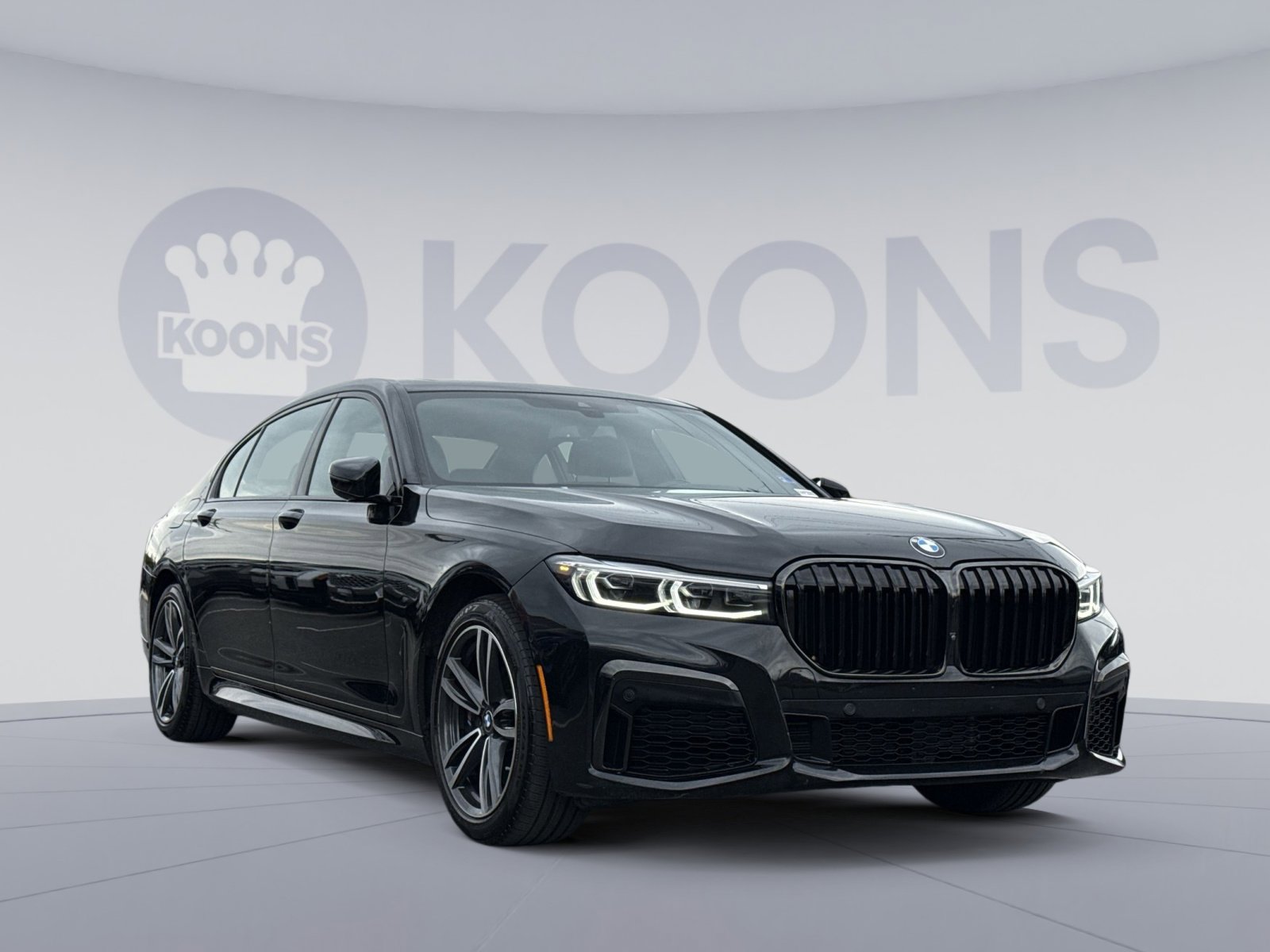 Used 2022 BMW 740i xDrive w/ M Sport Package AWD/4WD image 10