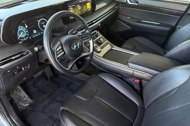 Used 2023 Hyundai Palisade Calligraphy w/ Cargo Package FWD image 10