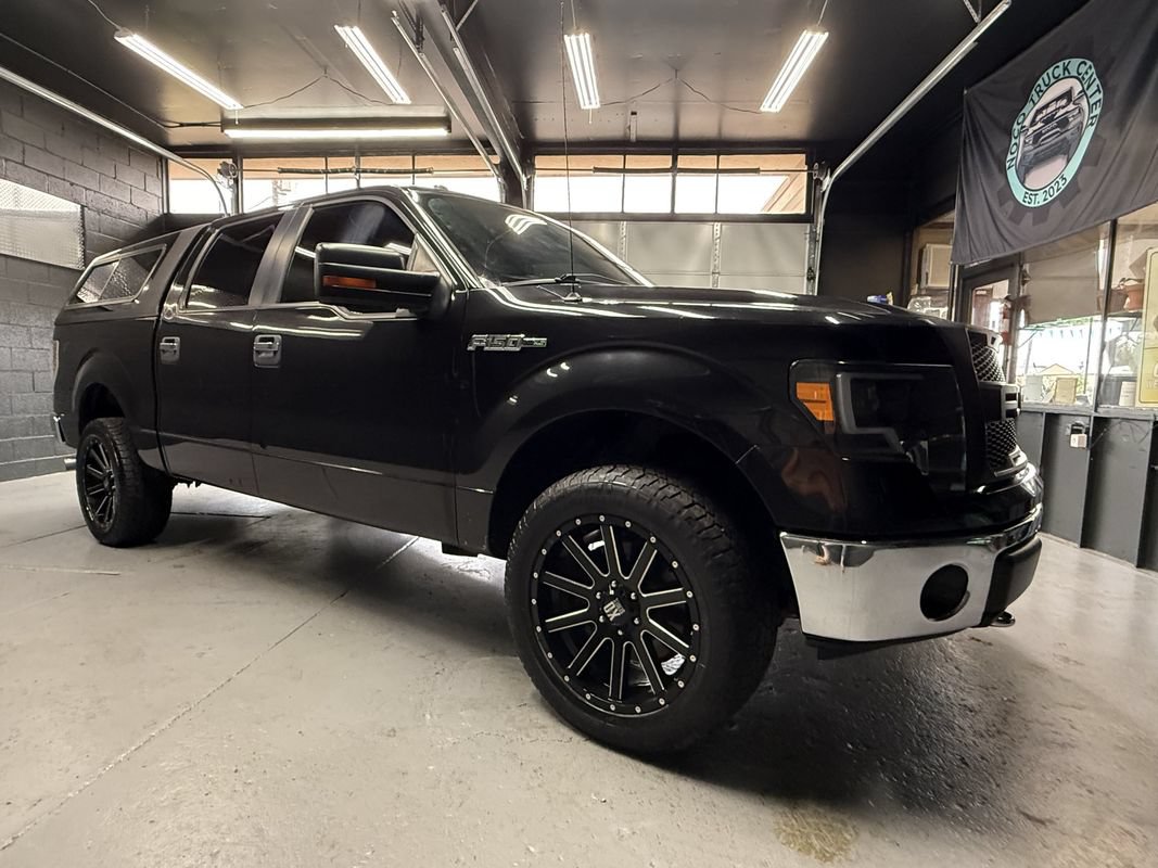 Used 2014 Ford F150 XLT w/ Equipment Group 302A Luxury AWD/4WD image 3