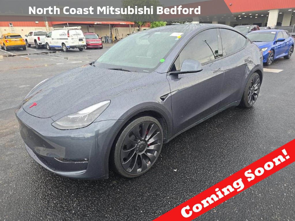 Used 2023 Tesla Model Y Performance AWD/4WD image 1