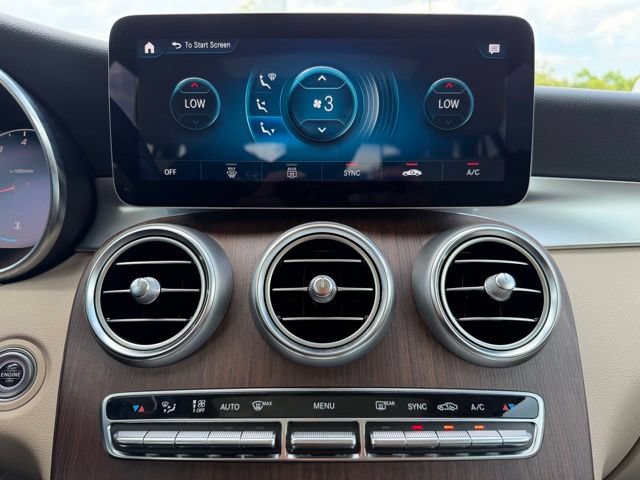 Used 2022 Mercedes-Benz GLC 300 4MATIC image 21