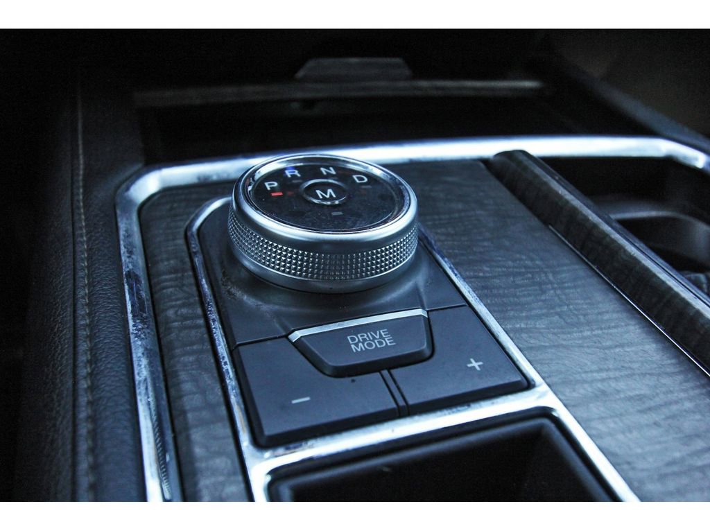 Used 2019 Ford Expedition Limited w/ Equipment Group 301A image 25