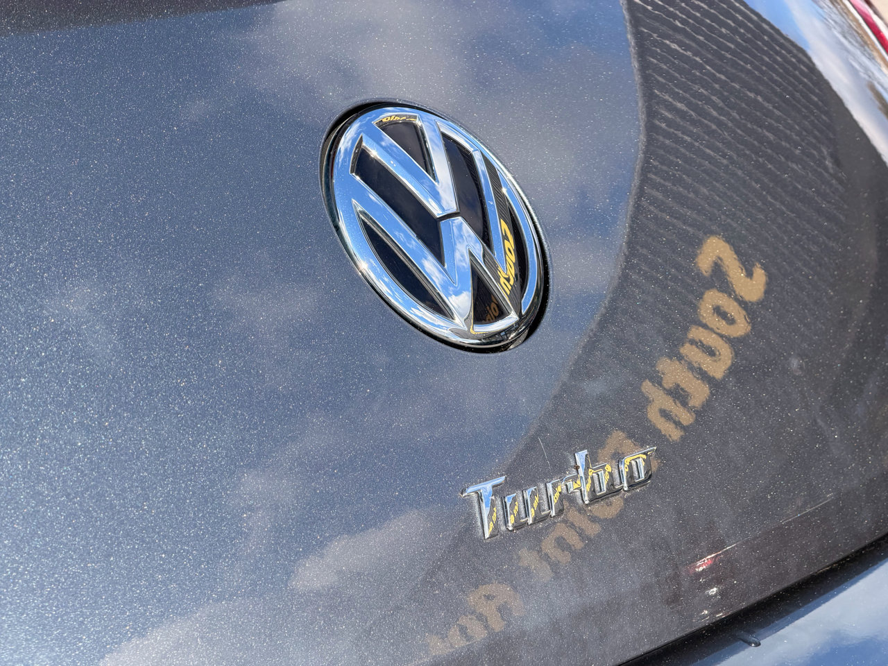 Used 2017 Volkswagen Beetle 1.8T S image 10