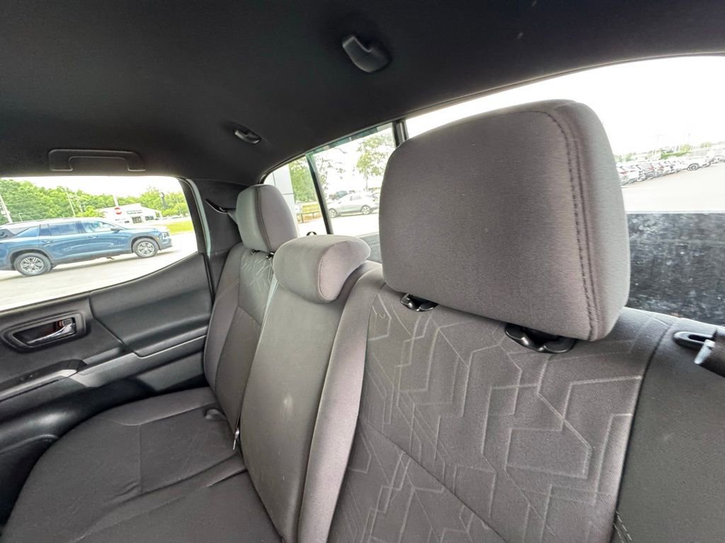 Used 2016 Toyota Tacoma TRD Sport w/ Towing Package RWD image 22