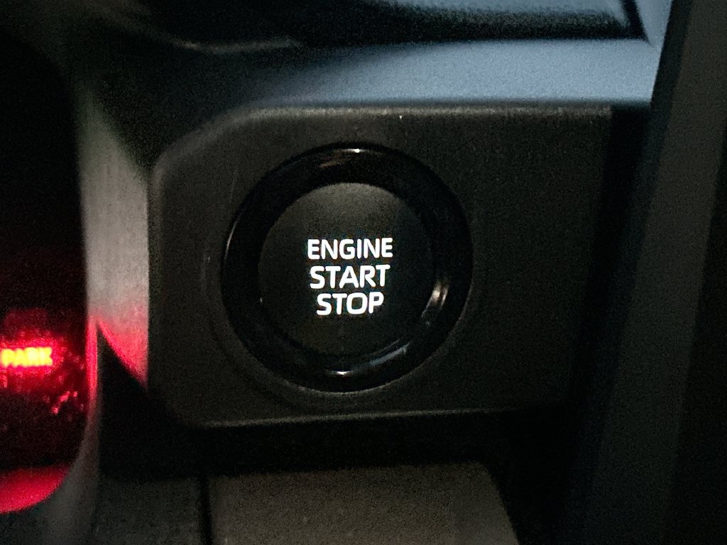 Used 2025 Toyota Tacoma SR5 AWD/4WD image 19