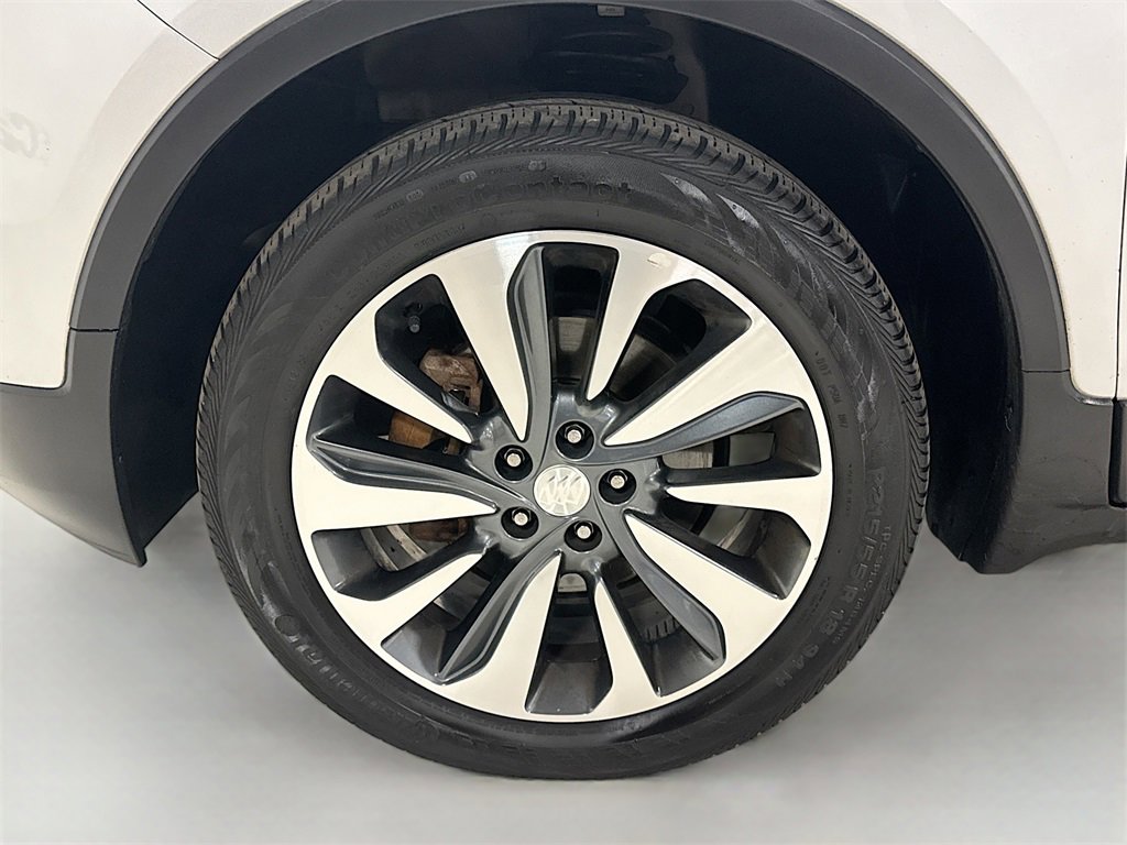 Used 2022 Buick Encore Preferred w/ Safety Package image 27