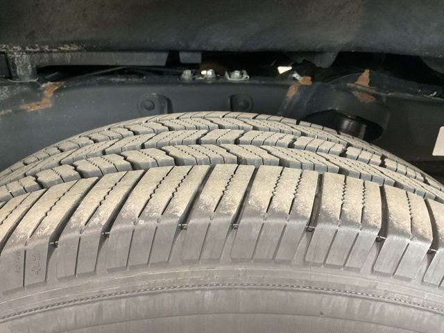 Used 2023 Toyota Tacoma Limited w/ Black Out Package (TMS) image 8