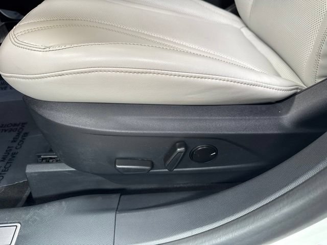 Used 2023 Ford Mustang Mach-E Premium AWD/4WD image 9