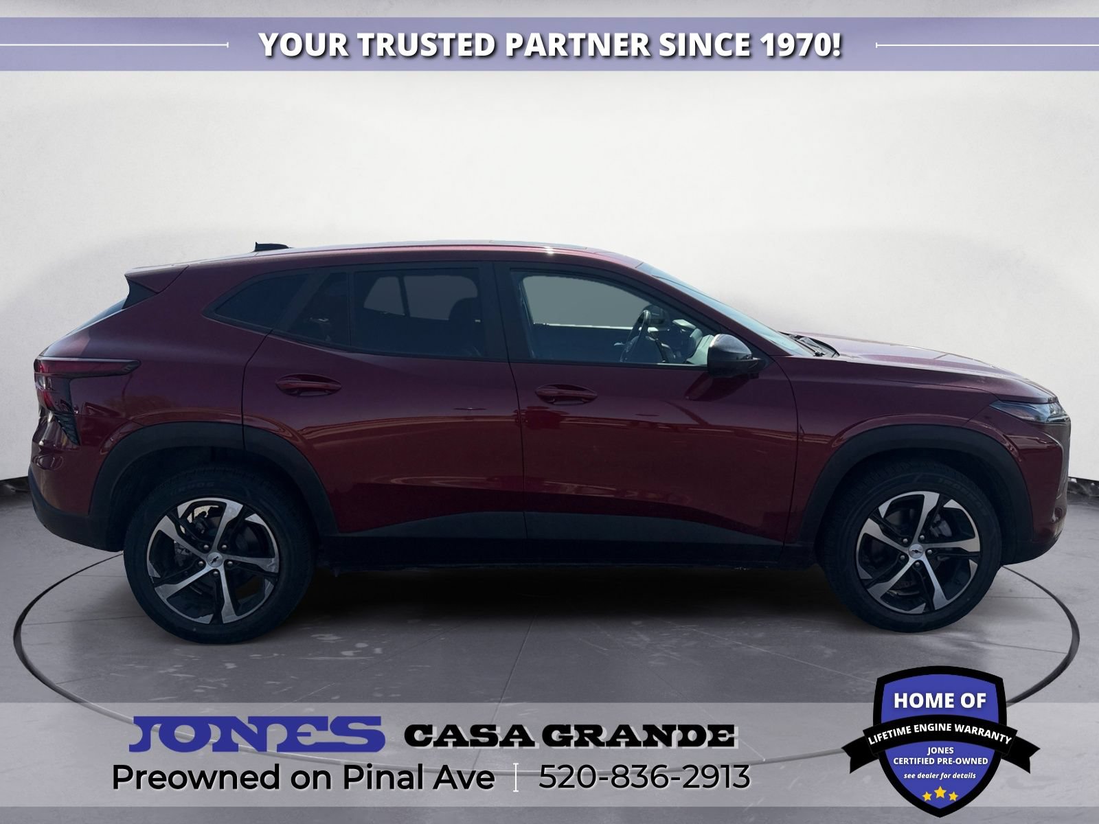 Used 2025 Chevrolet Trax RS w/ Sunroof Package FWD image 6