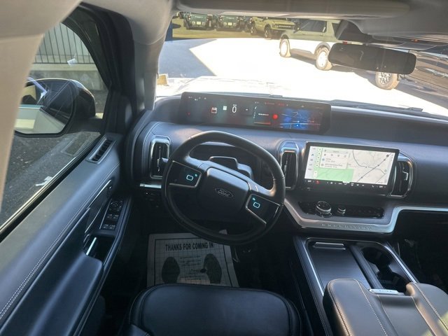 Used 2025 Ford Expedition Max Platinum w/ Driver's Package image 27