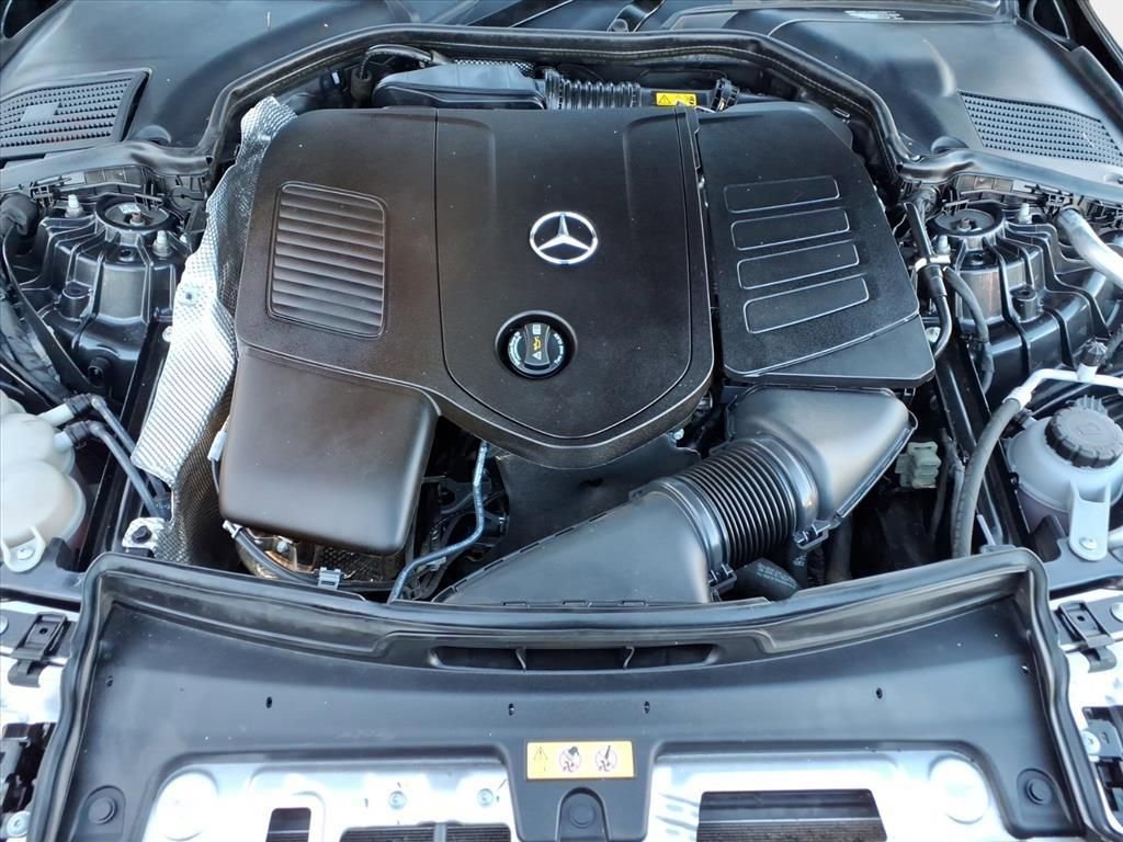 Used 2022 Mercedes-Benz C 300 4MATIC Sedan w/ Exclusive Trim Package image 25