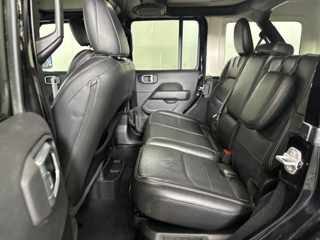 Used 2022 Jeep Wrangler Unlimited Sahara image 25