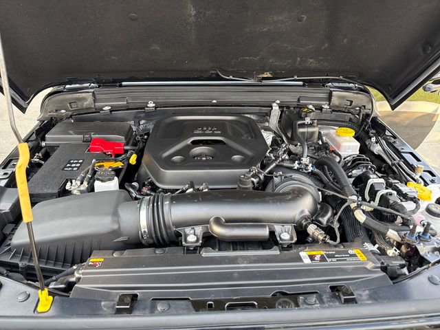 Used 2024 Jeep Wrangler Sport S image 21