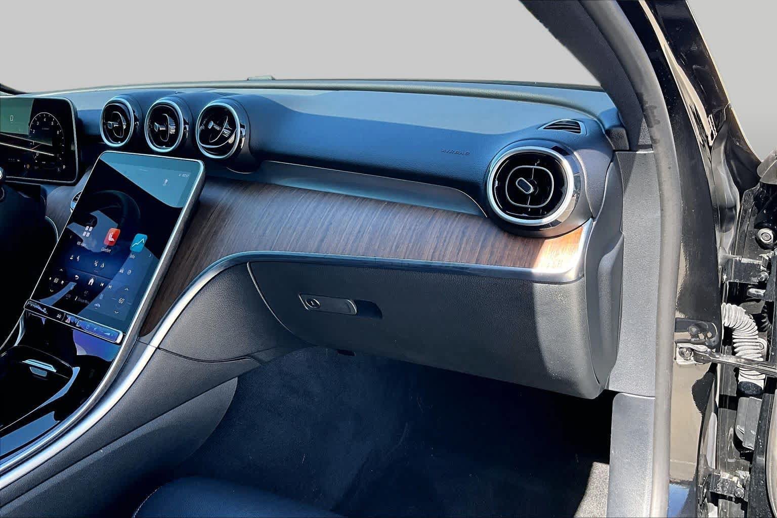 Certified 2025 Mercedes-Benz C 300 Sedan image 17