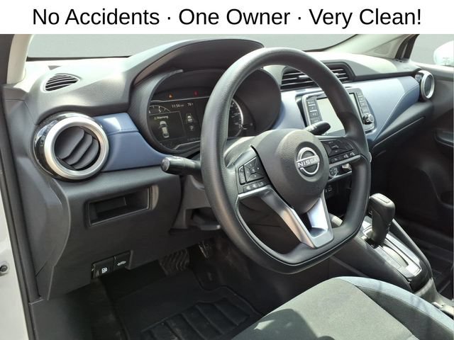Used 2023 Nissan Versa SV FWD image 13