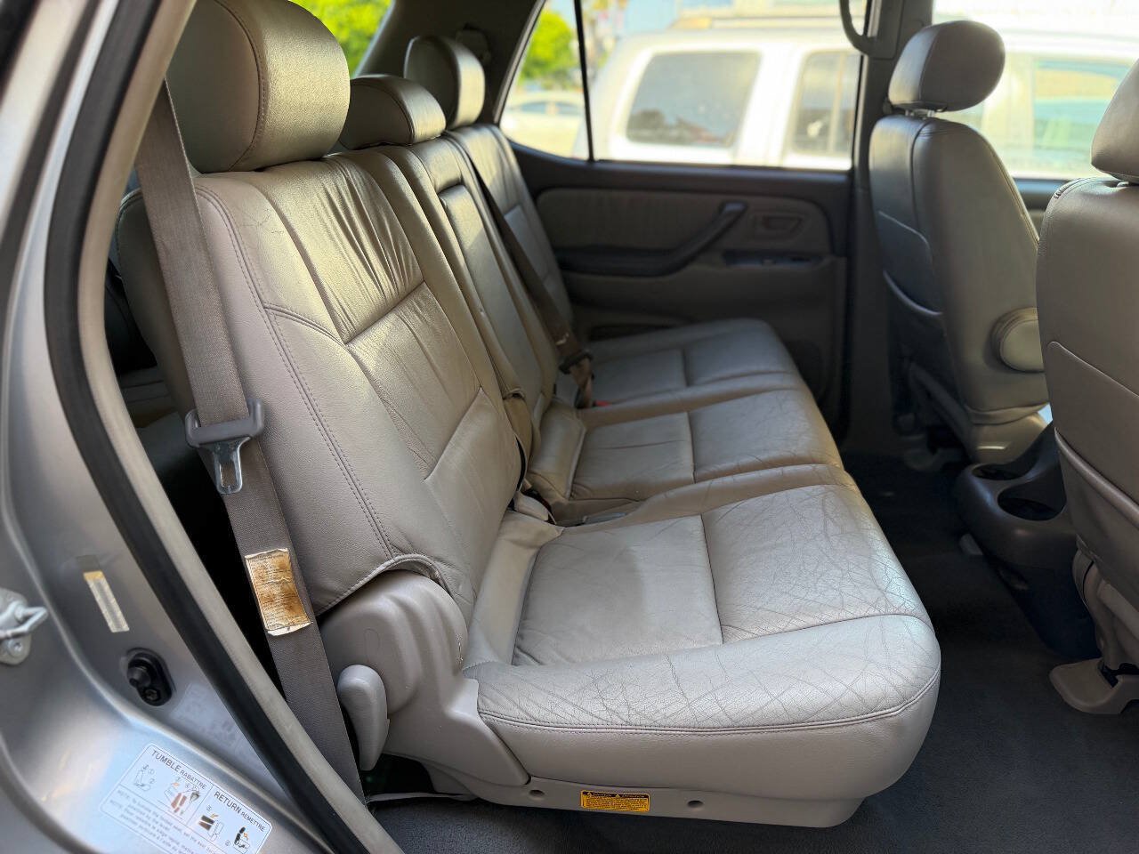 Used 2004 Toyota Sequoia Limited RWD image 13