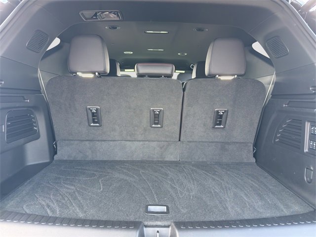 Used 2026 Chevrolet Traverse RS image 29