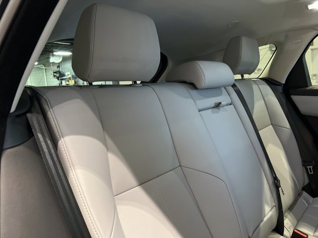 Used 2025 Land Rover Range Rover Velar S image 49