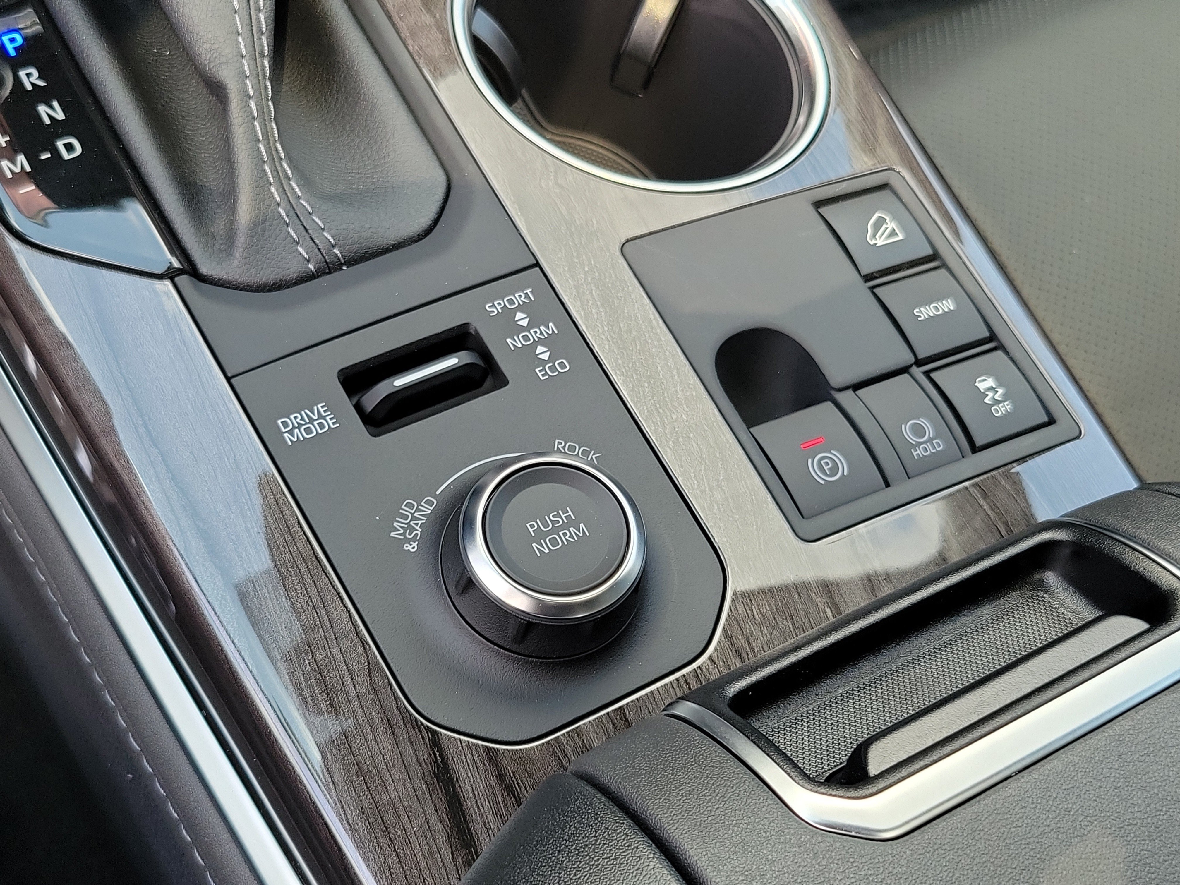New 2026 Toyota Highlander Platinum AWD/4WD image 32