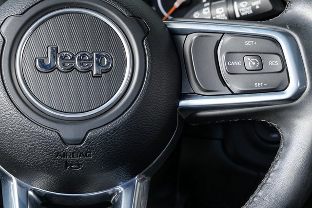 Used 2022 Jeep Wrangler Unlimited Sahara image 10
