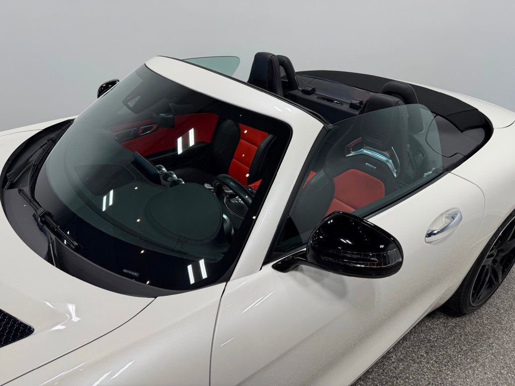 Used 2018 Mercedes-Benz AMG GT Roadster image 13