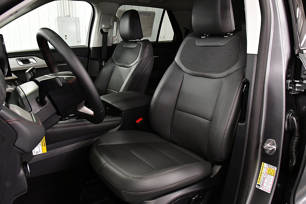 New 2026 Ford Explorer Active w/ Active Comfort Package AWD/4WD image 29