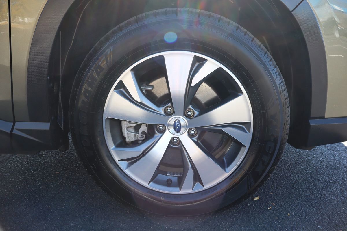 Used 2023 Subaru Ascent Premium w/ Convenience Package image 45