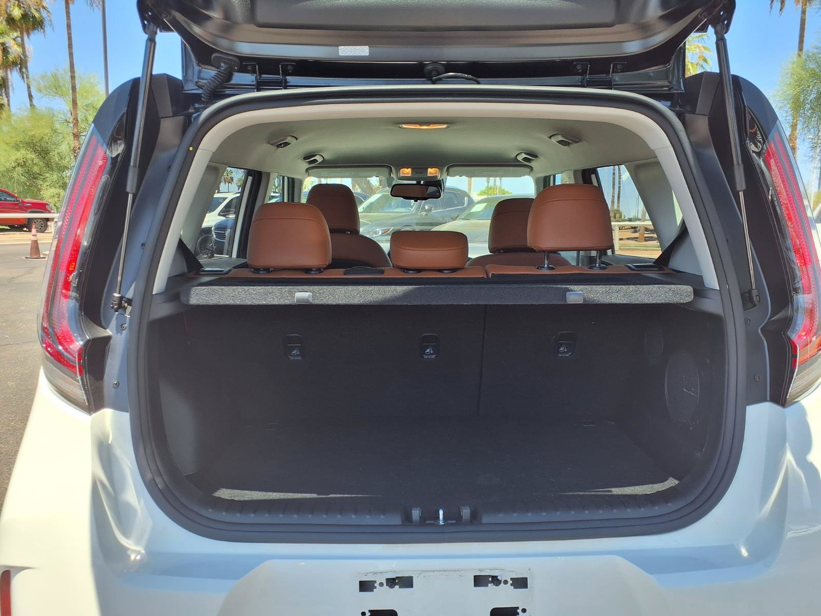 Used 2025 Kia Soul EX FWD image 6