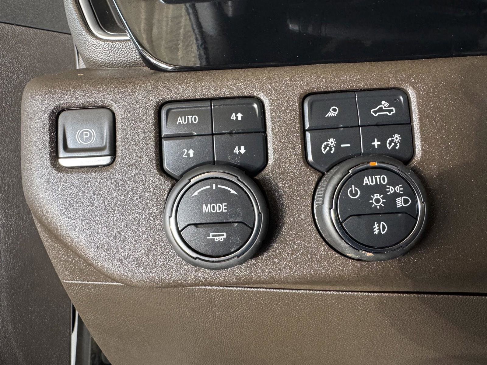 Used 2024 Chevrolet Silverado 1500 LTZ image 19