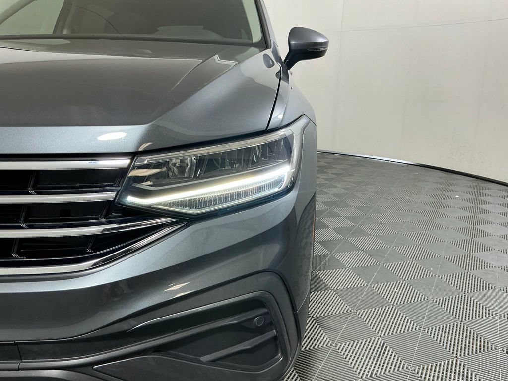 Used 2022 Volkswagen Tiguan S FWD image 8