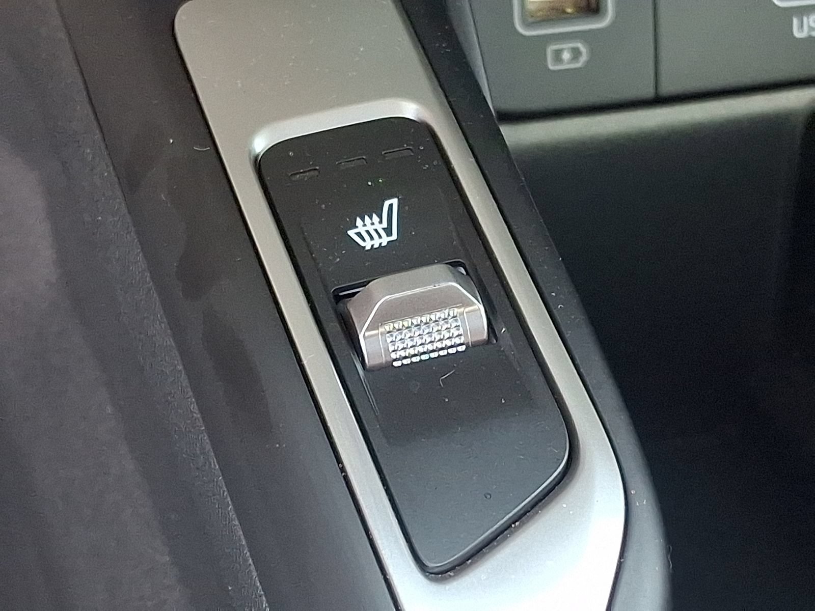 Used 2023 Kia Sorento S w/ Panoramic Sunroof Package AWD/4WD image 26